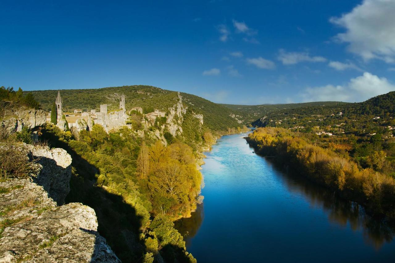 Le Castelas Aigueze Dış mekan fotoğraf